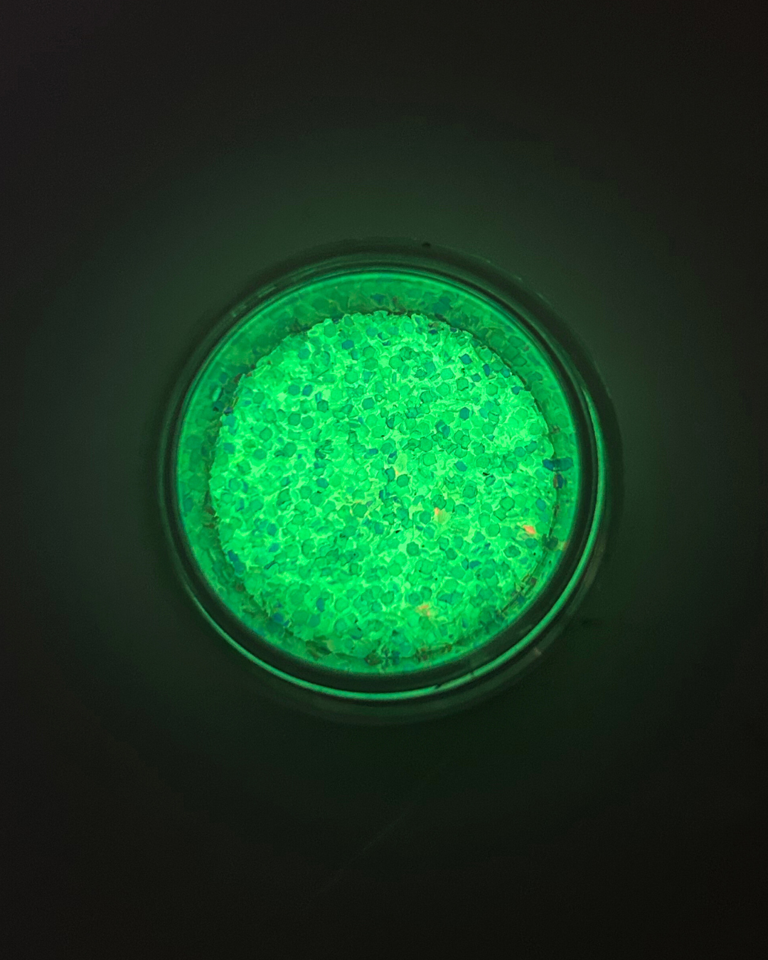GID Chameleon Flakes - Glo-01